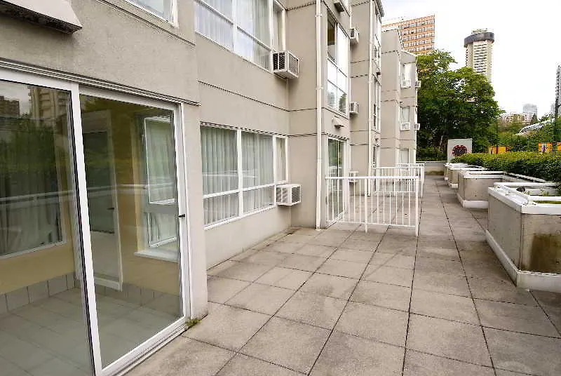 Robson Suites 밴쿠버