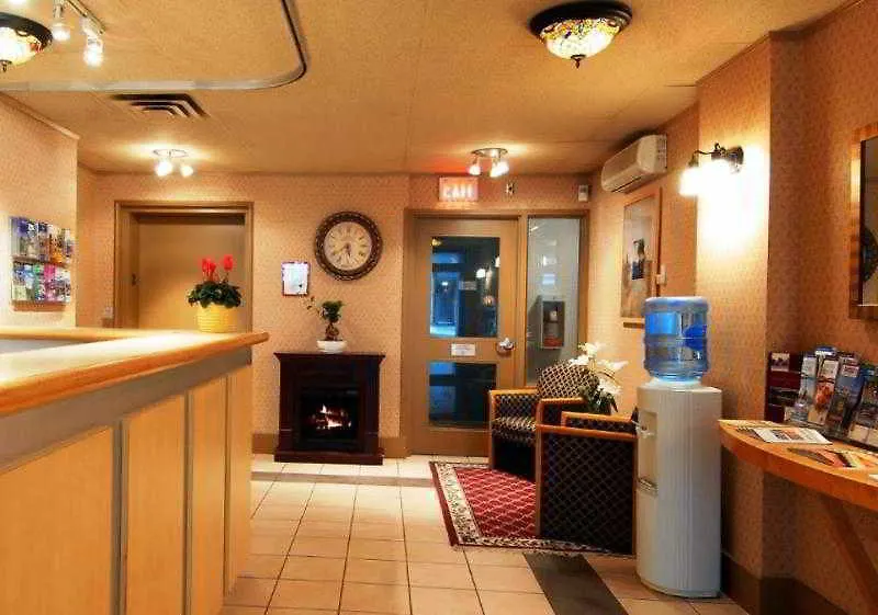 Robson Suites Vancouver 3*,  Canada